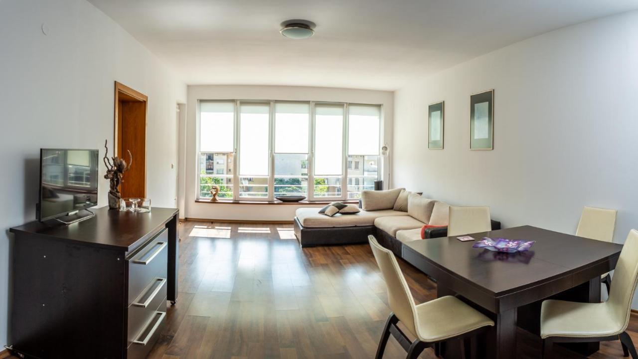 Central Apartment Mountain View Κάρλοβο Εξωτερικό φωτογραφία